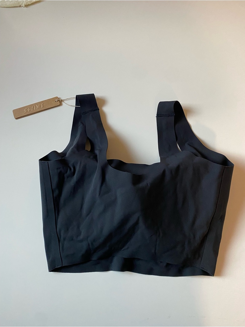 Skims Naked Plunge Tank Bra in Onyx NWT - Picture 6 of 6